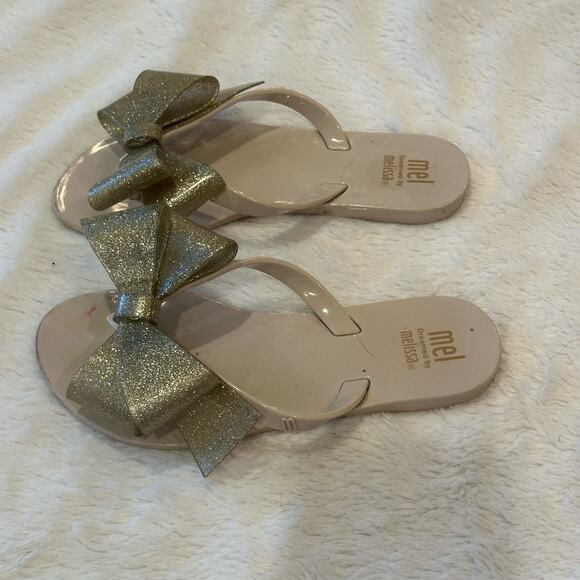 Mini Melissa Gold Bow Flip Flops sz 12 - Picture 4 of 5
